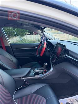 تۆیۆتا کامری